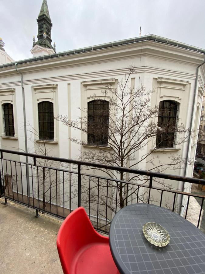 Apartment With Balcony And Ac Next To Danube ブダペスト エクステリア 写真