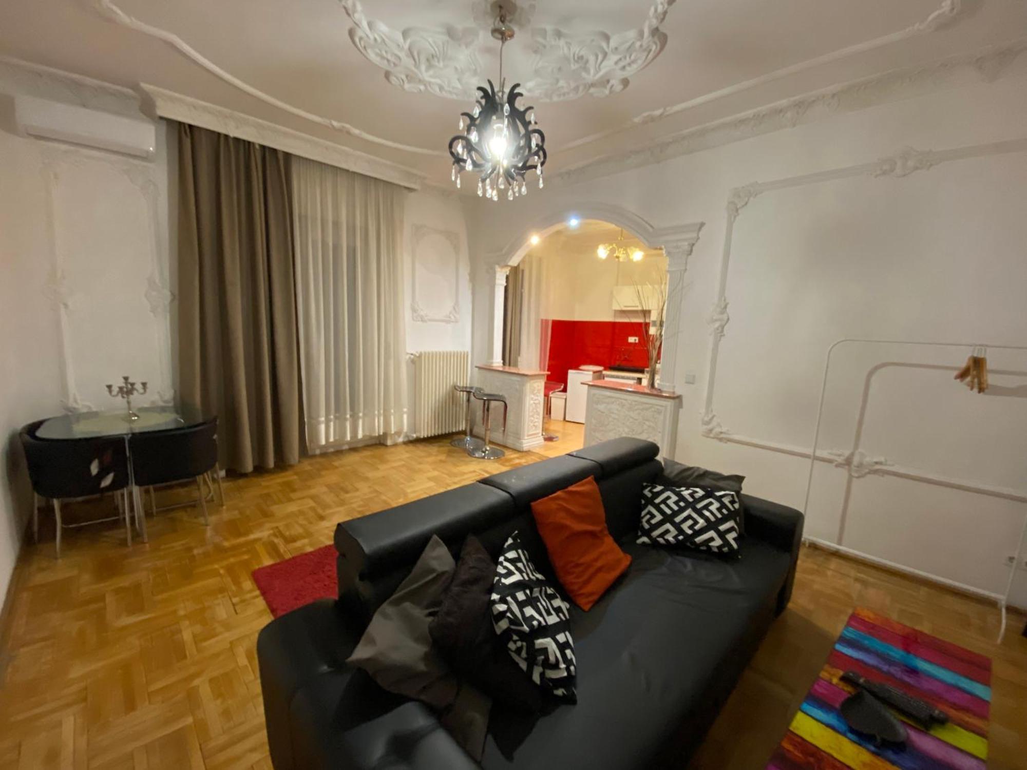 Apartment With Balcony And Ac Next To Danube ブダペスト エクステリア 写真