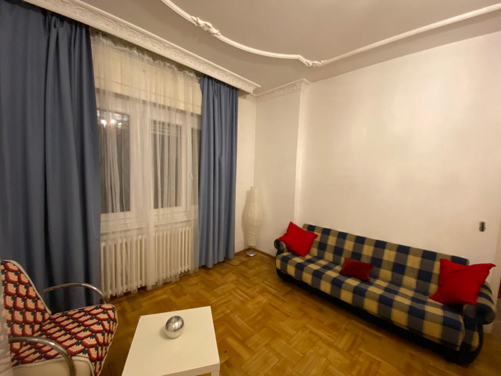 Apartment With Balcony And Ac Next To Danube ブダペスト エクステリア 写真