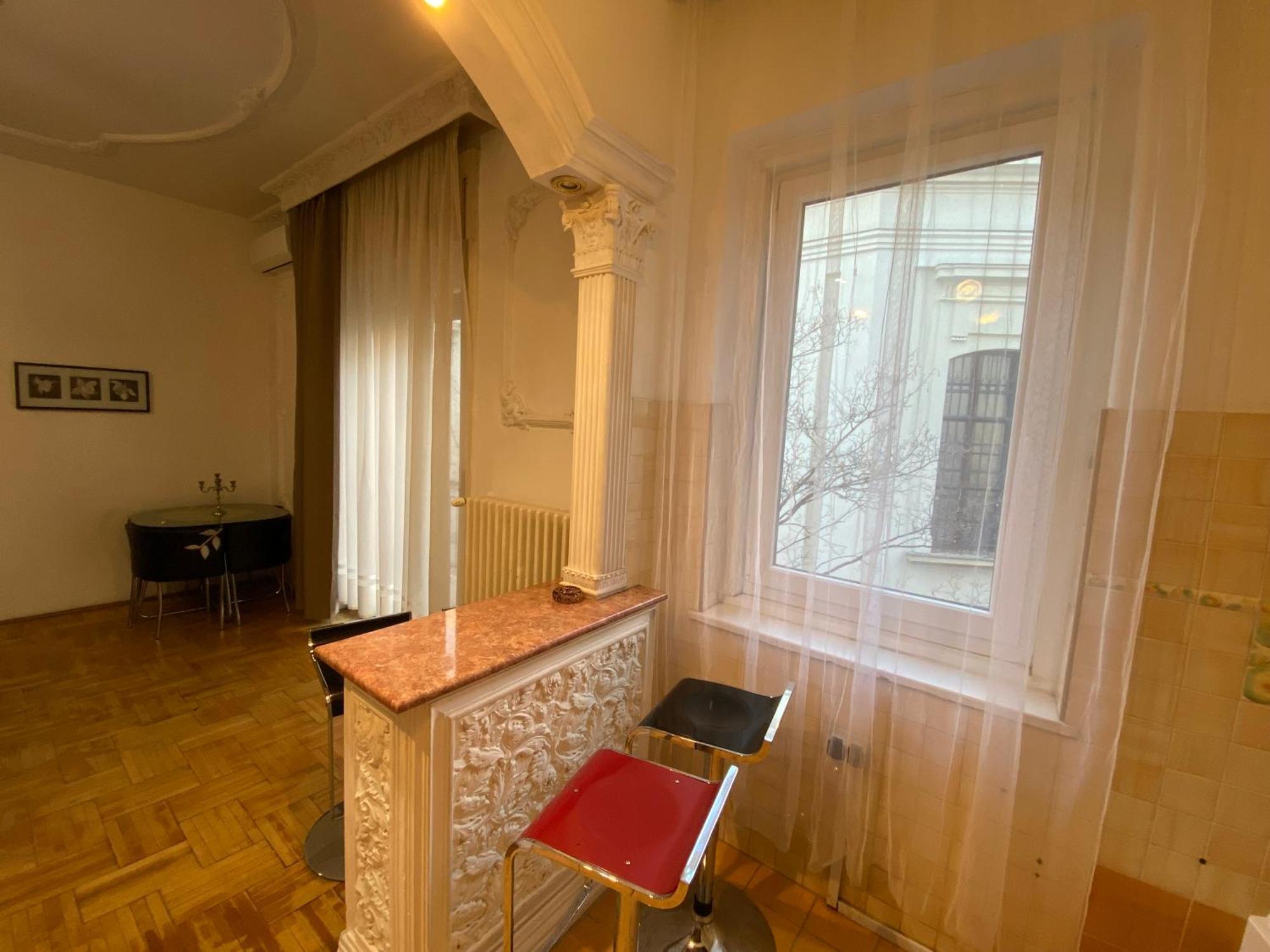 Apartment With Balcony And Ac Next To Danube ブダペスト エクステリア 写真